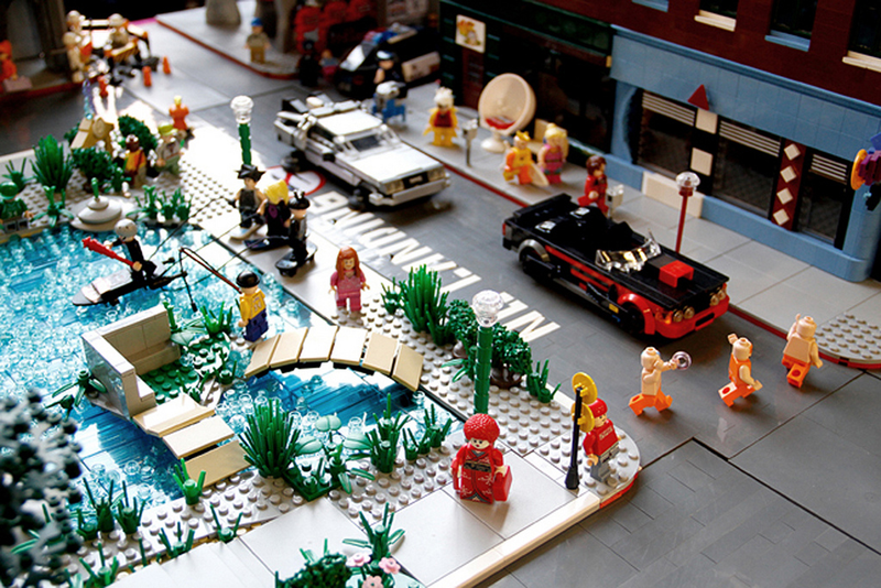 Illustration for article titled Lego Back to the Future Town Should Be Turned Into an Official Lego Set